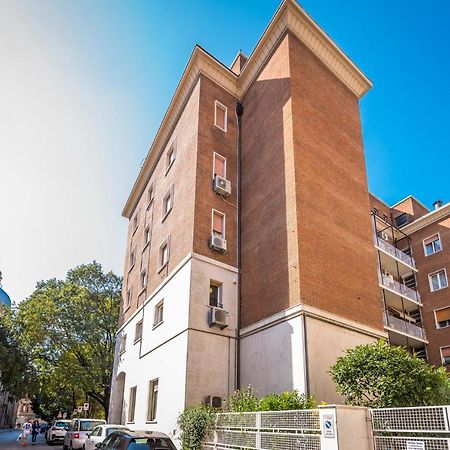Altalena Sulla Piazza, Un Affaccio D'Eccezione Apartment Модена Екстериор снимка
