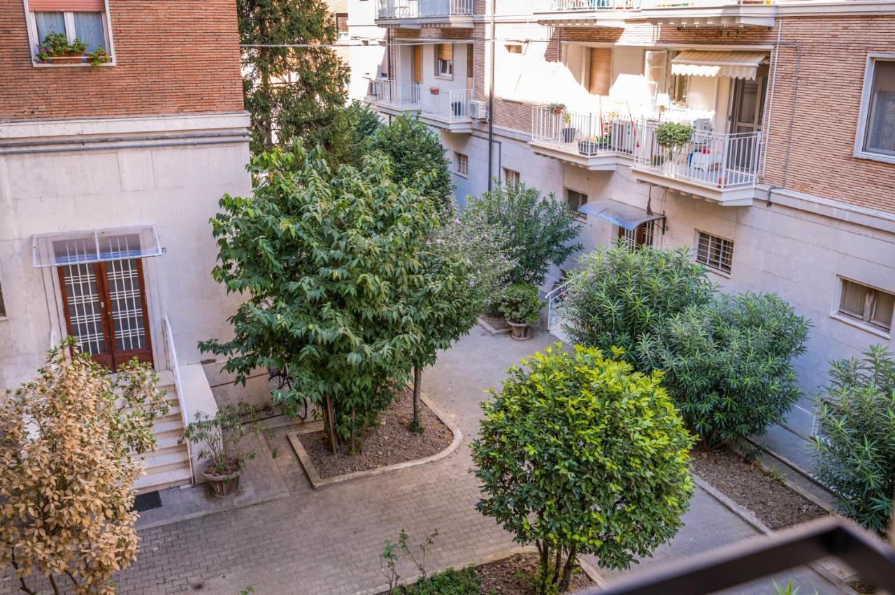 Altalena Sulla Piazza, Un Affaccio D'Eccezione Apartment Модена Екстериор снимка