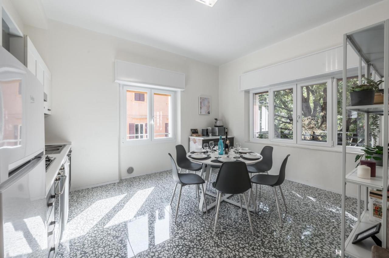 Altalena Sulla Piazza, Un Affaccio D'Eccezione Apartment Модена Екстериор снимка